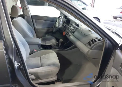 2003 Toyota Camry Le from USA, damaged, VIN 4T1BE32K23U718426